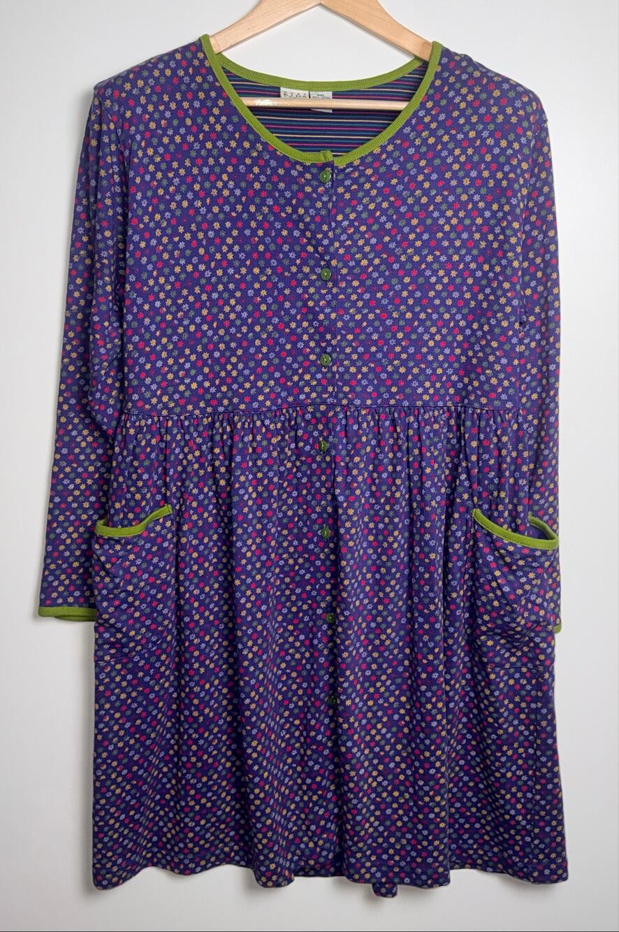 Vintage 90s Macy Kids XXXL Purple Floral Button Front Dress